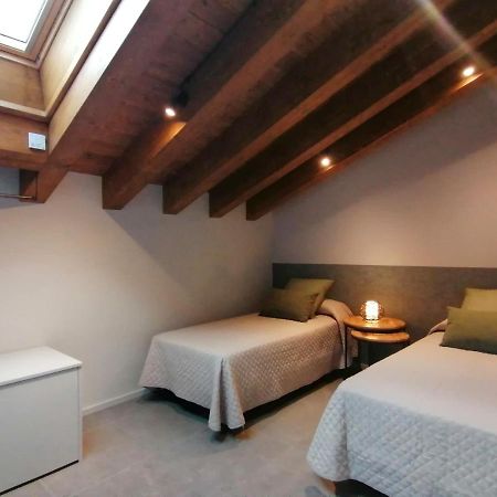 Apartament "El Castell" Casa Rural Cal Rialla Ливия Екстериор снимка