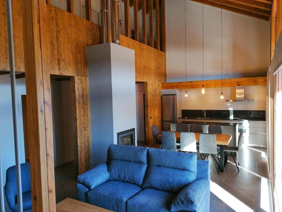 Apartament "El Castell" Casa Rural Cal Rialla Ливия Екстериор снимка