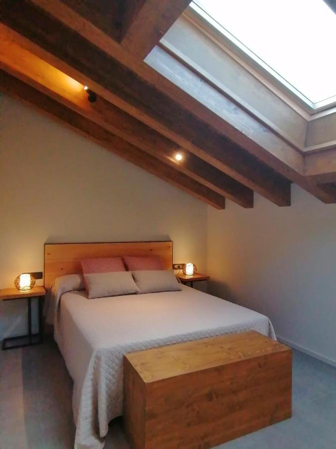 Apartament "El Castell" Casa Rural Cal Rialla Ливия Екстериор снимка