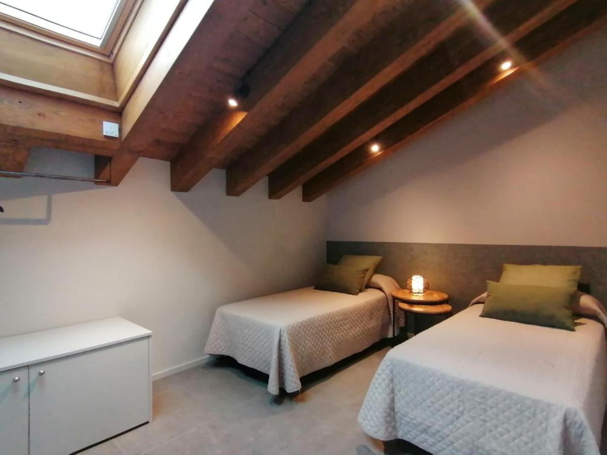 Apartament "El Castell" Casa Rural Cal Rialla Ливия Екстериор снимка